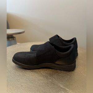 Drew Moonwalk Casual Strapped Black Comfort Shoes Womens Size 8.5 W